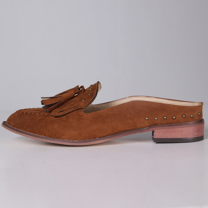 Pointy toe loafer