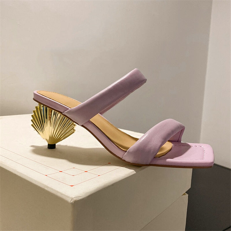 Metal Scalloped Heel sandals