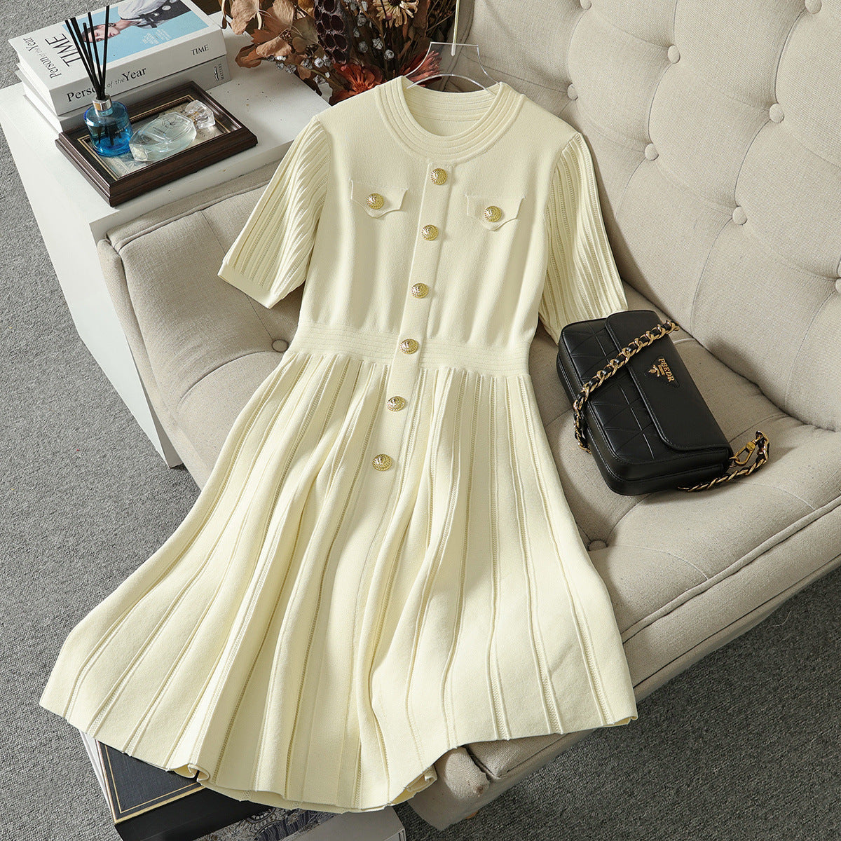 Decorative botton pocket knitted dress