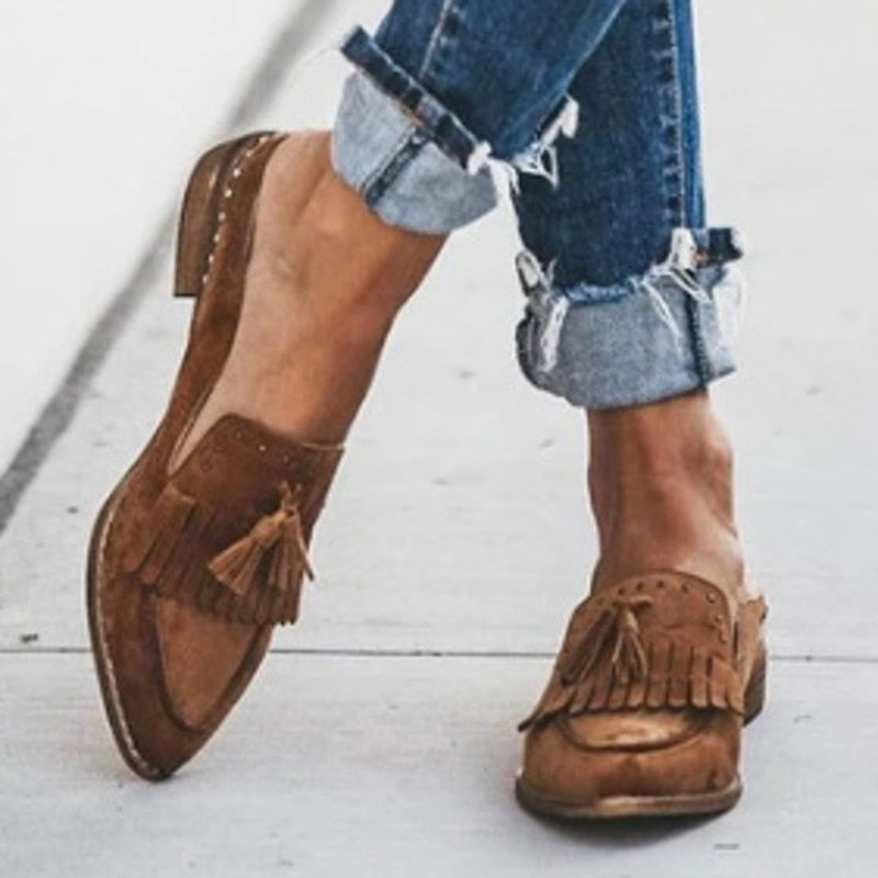 Pointy toe loafer
