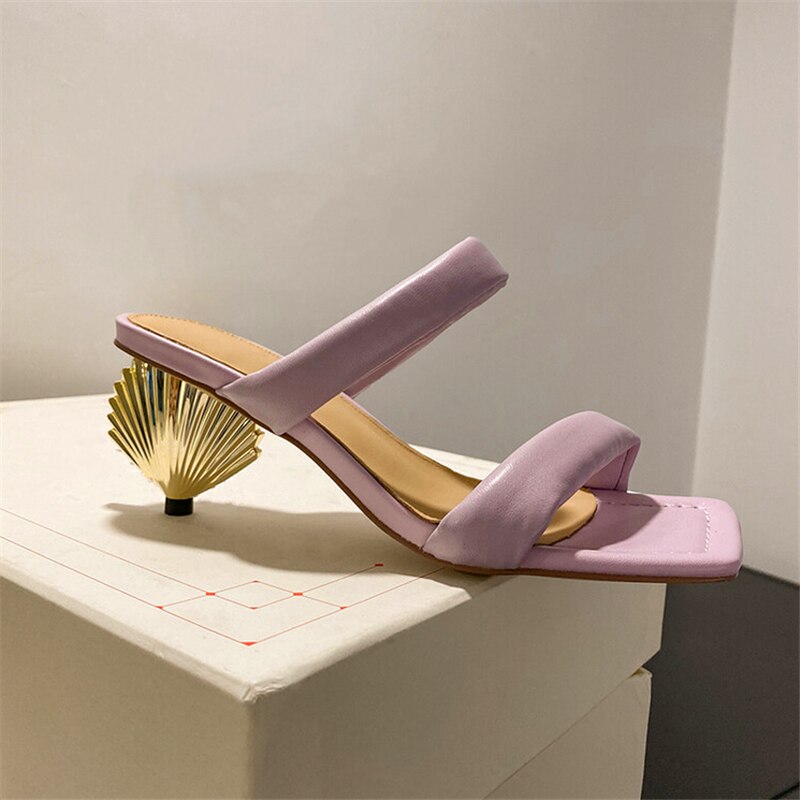 Metal Scalloped Heel sandals