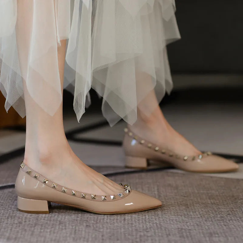 luxury woman Rivets low Heels shoes