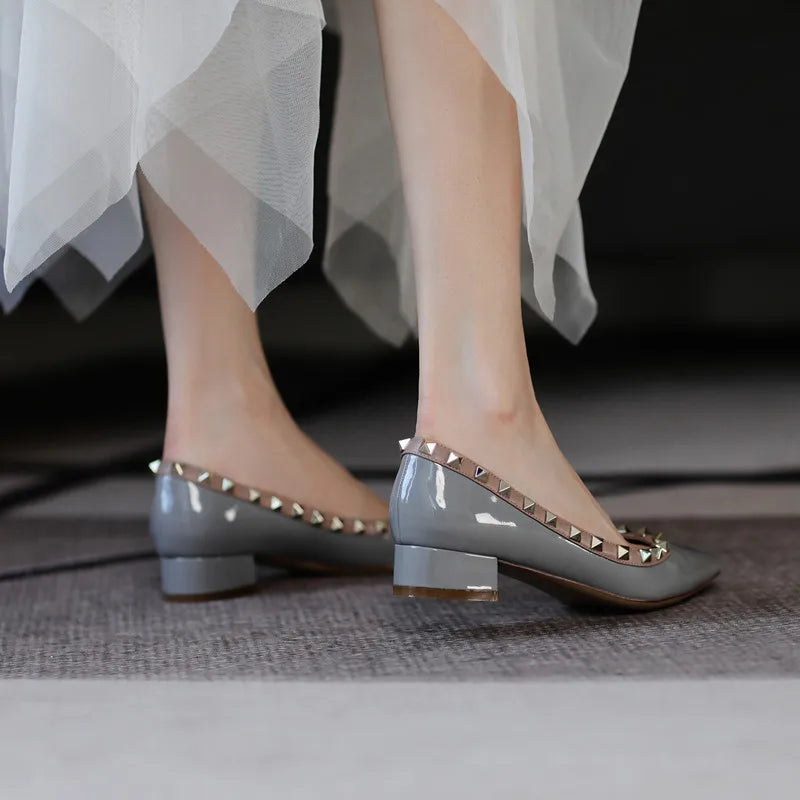 luxury woman Rivets low Heels shoes