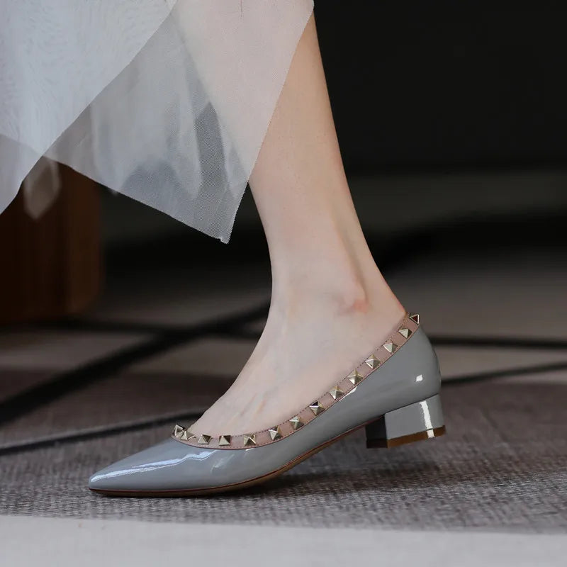luxury woman Rivets low Heels shoes
