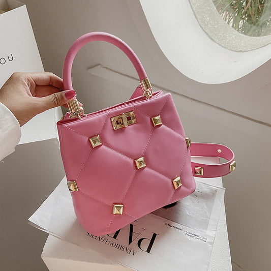 Rivet bucket bag,