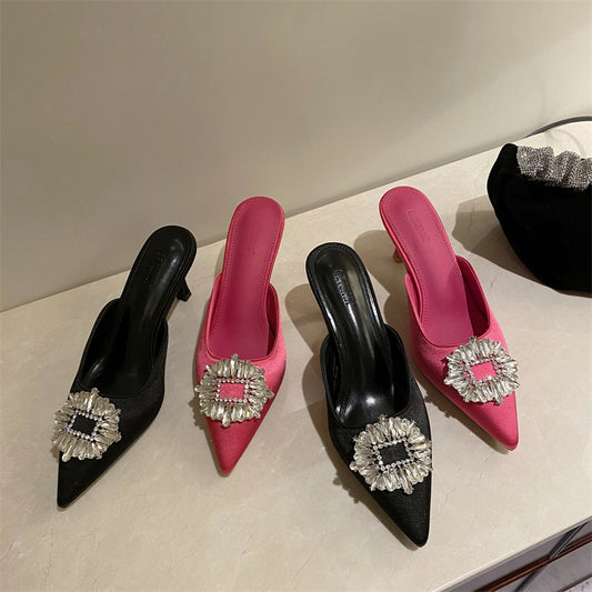Rhinestone Pointed Low Heel mule