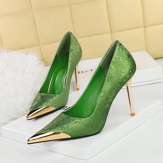 Metal toe high heel pumps