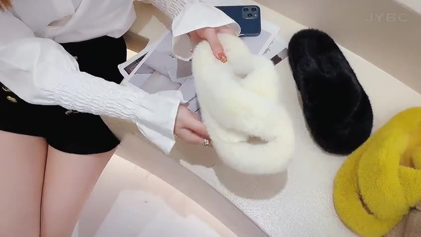 Plus Size New Style Of Autumn And Winter Korean Style All-Match Outer Wear Flat Bottom Fashionable Hairy Women's Slippers