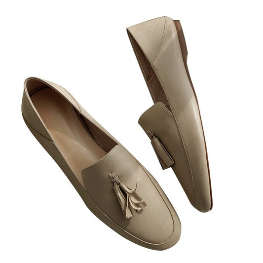 leather round toe fringe loafer