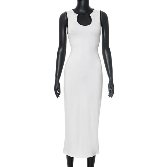 low neck sleeveless dress